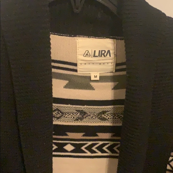 Aztec sweater - Picture 3 of 4